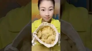 REFROZEN CRUSHED ICE EATING ASMR