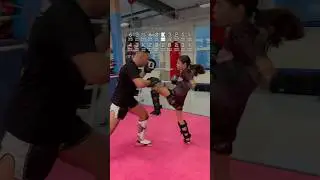 Nisa &lsquo;Isri&rsquo; INSANE 18-Hit Kickboxing Combo