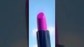 Perfect Spring Lipstick? Try Ultra Creamy Scene Stealer in 