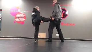 Proper technique for round kick turnover