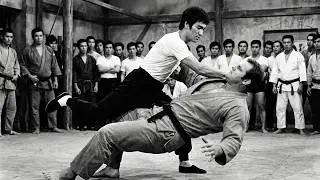 When Bruce Lee Took Down a Bigger Man &mdash; All Alone.