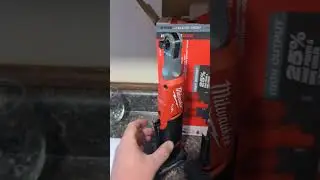 Высокоскоростная трещотка Milwaukee M12 3/8 дюйма #milwaukee #homedepot #tools #cooltools #mechanic