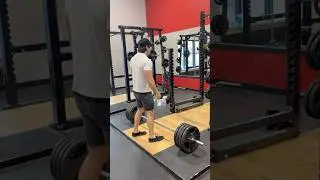 405lbs deadlift for 5 reps #motivation #aestheic #naturalbodybuilding #progress #fitness