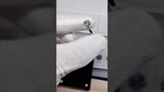 Round Cut Solitaire Engagement Ring