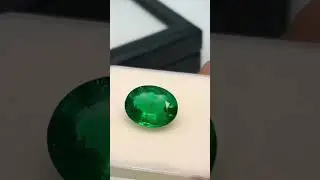 Green oval Shaped emerald #oval#green#emerald #emeraldsforsale #stone #gems #miracle #money #life