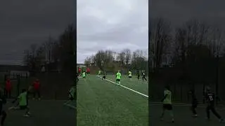 Danyal knallt den Ball aufs Tor! #fernschuss #u11 #DEA10 macht es wieder au&szlig;erhalb des Strafraums!