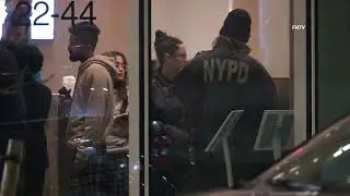 Multiple Cars Stolen At Gunpoint From Former 5 Pointz - Queens