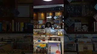 Vinyl record shopping 🥰 #vinyl #aesthetic #fyp #music