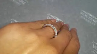 Round Brilliant Claw Set Diamond Band - HEU 270