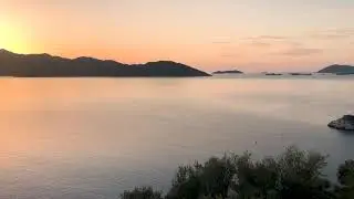 Amazing Sunrise Over the Sea : Mesmerizing Music ☀