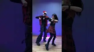 #skz Christmas Evel with my BFF 🎄🎄 #dance #kpop #christmas 2025