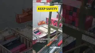 🚨Gantry Crane Accident at Port &ndash;Port Equipment Incident #shorts #shortvideo #automobile #ship