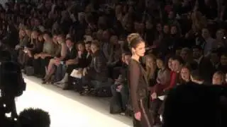 Luca Luca Fashion Show QT 480p