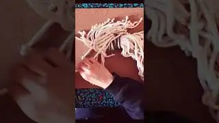 Piccoli nodi semplicissimi per rendere la  chiusura pi&ugrave; carina #fiberart #macrametutorial #tutorial