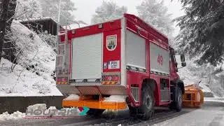 Multi-role vehicle! From firetruck to snow-cleaning units