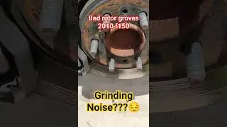 grinding noise when pressing the brake pedal??? #autoservices2you #brakefluid #dralatinoone