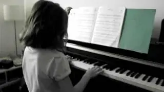 honey plays.MOV