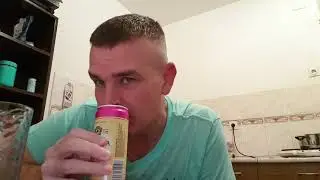 Reviewing Serbian Drink: Rubinova Vinjak Cola