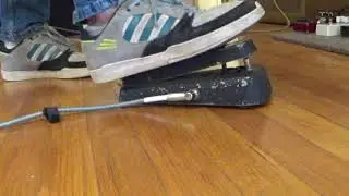 Testing Clyde McCoy Vox Wah wah pedal