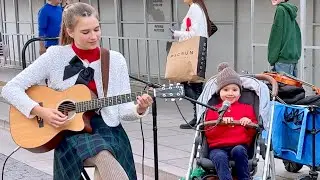 3-year-old SINGER IN A STROLLER joins 
