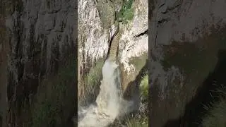 Водопад Каракая-су, как вам такая мощь? #travel #горы #КБР#status #music #shorts