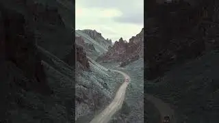 Driving through Leslie Gulch in Eastern Oregon. 👽 #VisitOregon