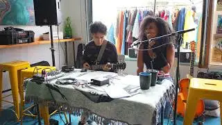 nashelle + kyle unplugged at the template OB