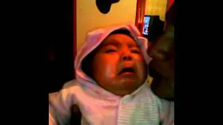 Panico a los besos de mama