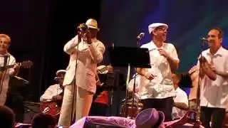 El Grupo Folklorico Experimental Nueva Yorkino: featuring  Alfredo (Chocolate) Armenteros