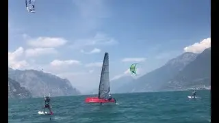 iFLY15 vs. Kite Foil - stable high speed foiling catamaran
