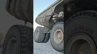 ТО 250 в карьере . Замена масла 50 минут #белаз #cat793d