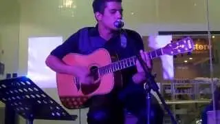 Chris Cayzer Performs an Acoustic Version of 