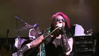 L.A. Guns (Tracii Guns & Dilana) Here It Comes - Jaxx - 11-12-11