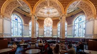 V&A Caf&eacute;, London