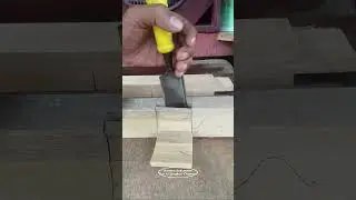 Carving of the Center Bar of the Door Frame #woodworking #idea #carpenter