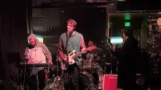 Cadzo - Target Market (live) @ Surfside 7