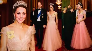 Catherine Steals William's Eyes In Most Lavish Tiaras and Flawless Outfits At State Banquet!
