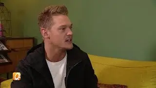 Ferry Doedens doet een boekje open over zijn eigen goede en slechte tijden - RTL BOULEVARD