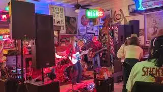 Sticktight Ridin' the Dirt Road Ernie's Tavern in Bloomfield Ky December 31 (2025)