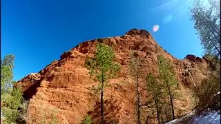 Hiking in Colorado Springs at Red Rocks Canyon Open Space