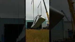 Turning the casco of Qilak - 66ft Owen Clarke Design