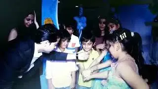 Best Roaming Magician For Birthday Party in Delhi, Gurgaon, Faridabad and Noida.