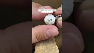 Silver Urchin & Gemstone Tutorial #jewelrytutorial でファセットカットされた宝石のチューブセッティングを学びましょう