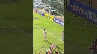 Gol do refer&ecirc;ncia na copinha em Embu das Artes