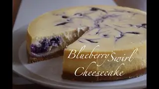 Blueberry Swirl Cheesecake | Sundaebake