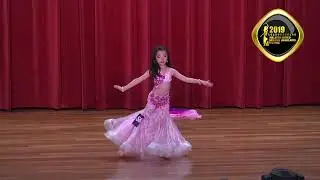 Jaylynn in 2019 ODAAK belly dance competition kids solo. Mejanse dance
