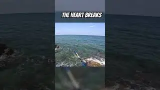 💔 #fishing #lurefishing #fishingvideo #rockfishing #lostfish #bigfish #indonesia #saltycrew #fish