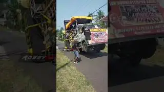 Anak Brewog lereng kawi Ulamsari84 jumping karnaval sumbertempur