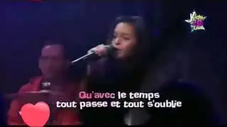 Nilusi et Caroline Costa chantent 