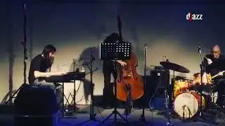 Con Francisco LoVuolo en piano y Jer&oacute;nimo Carmona en contrabajo.